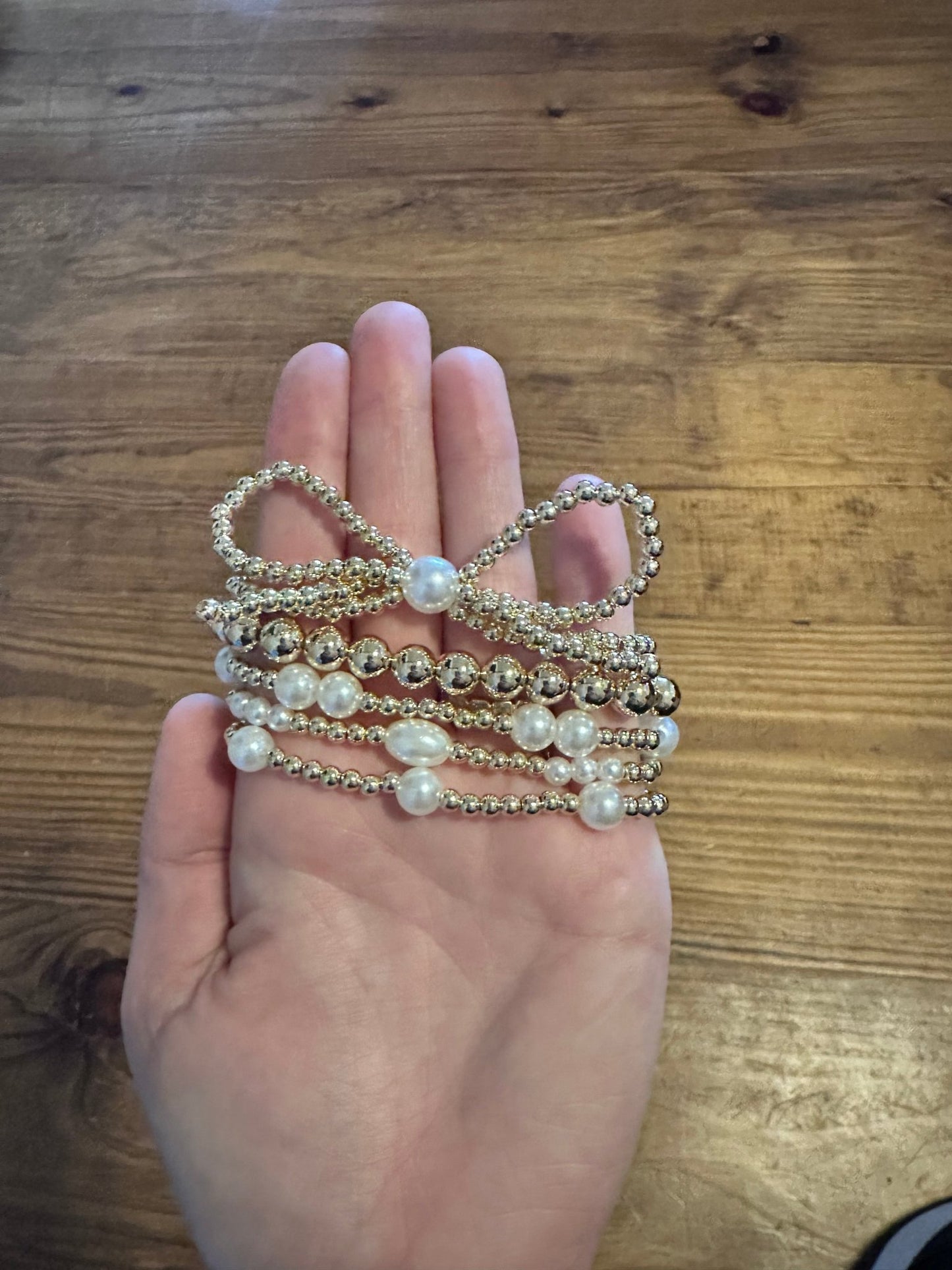 Bow and Pearl Bracelet set