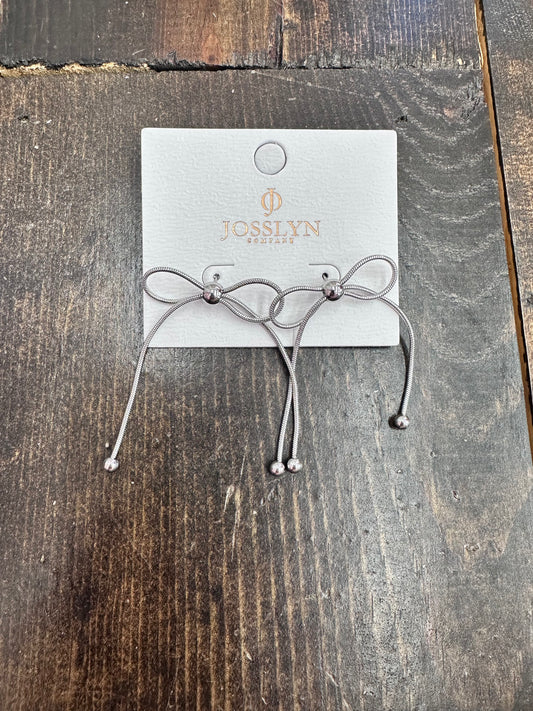 Tarnish free Bow earrings